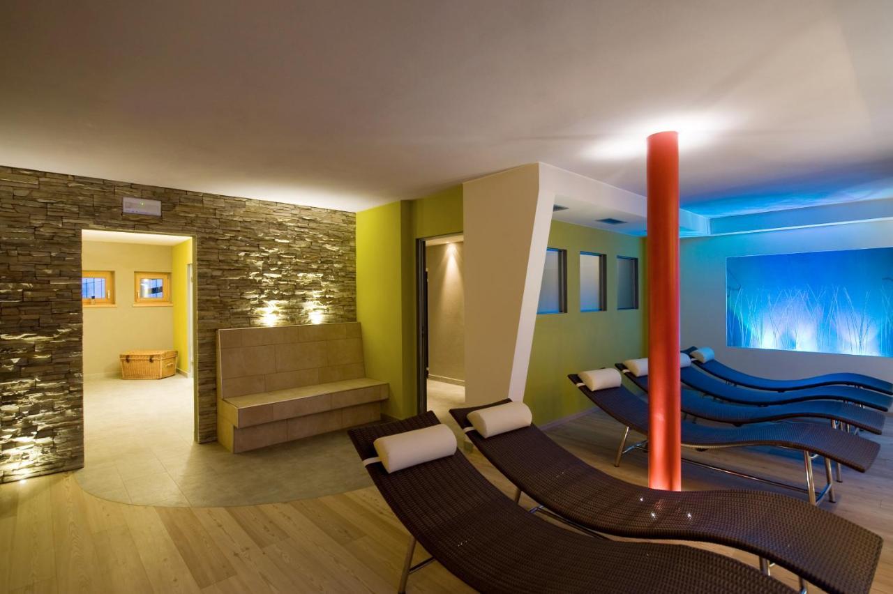 Hotel Ostaria Posta San Martino in Badia Exteriör bild