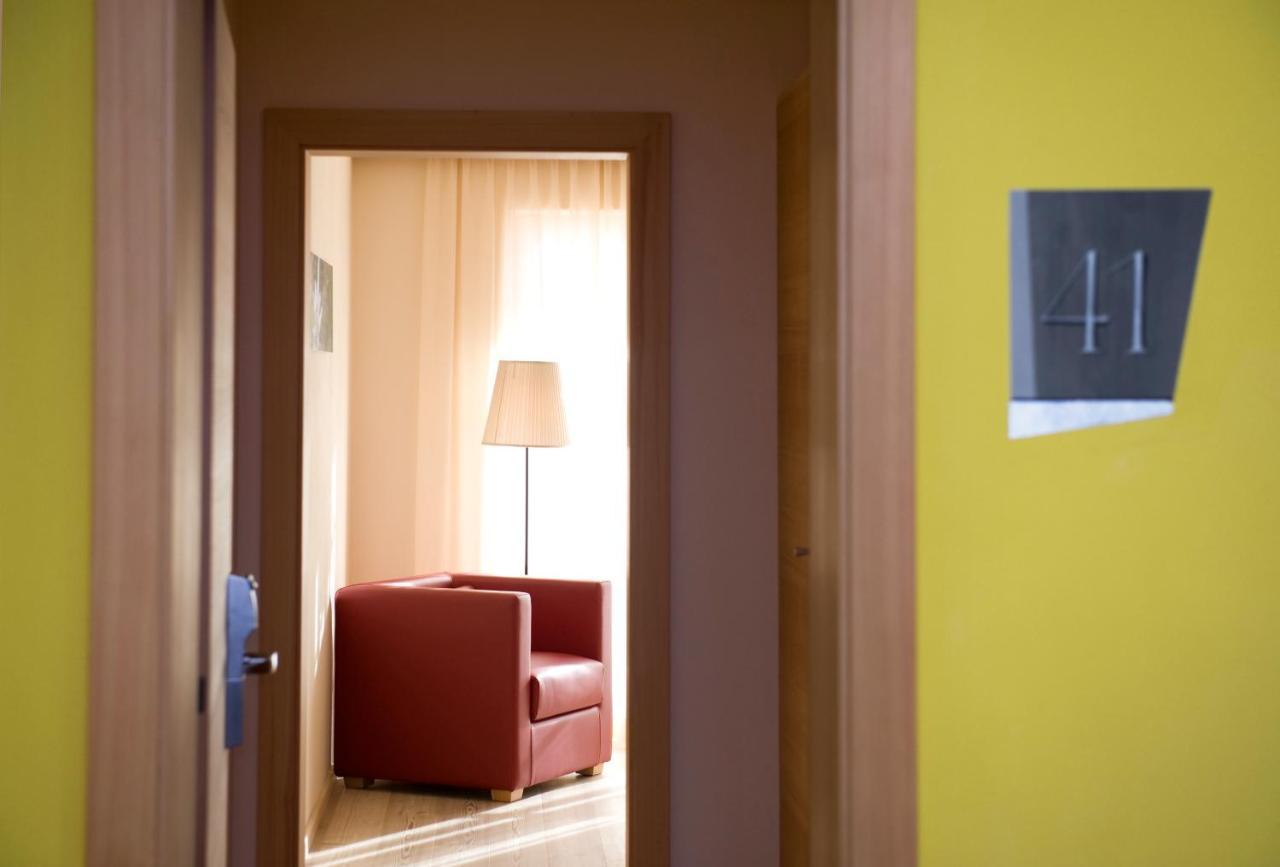 Hotel Ostaria Posta San Martino in Badia Exteriör bild